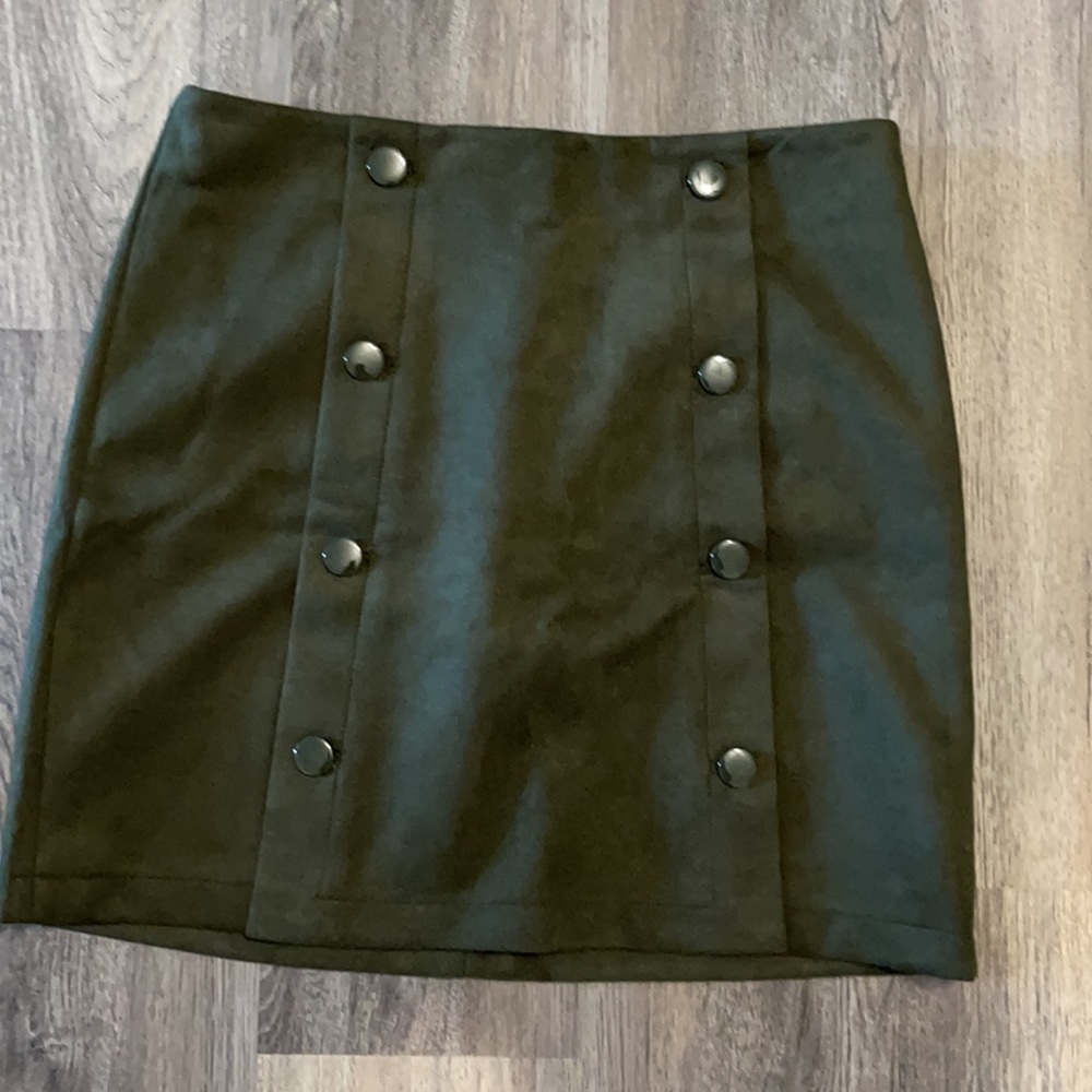 Loft Double Button skirt